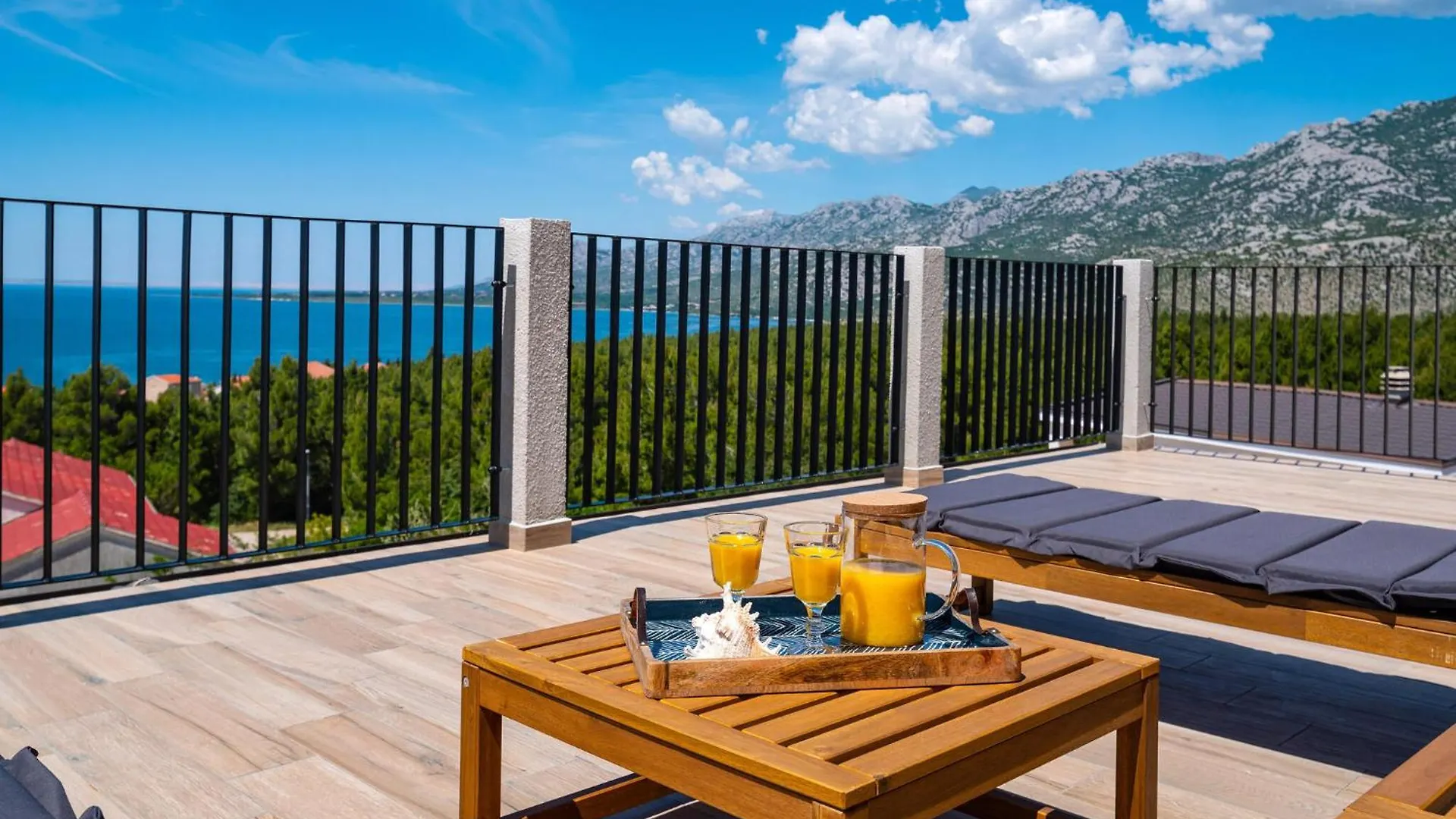Gorgeous Home In Rovanjska With House Sea View 0*,