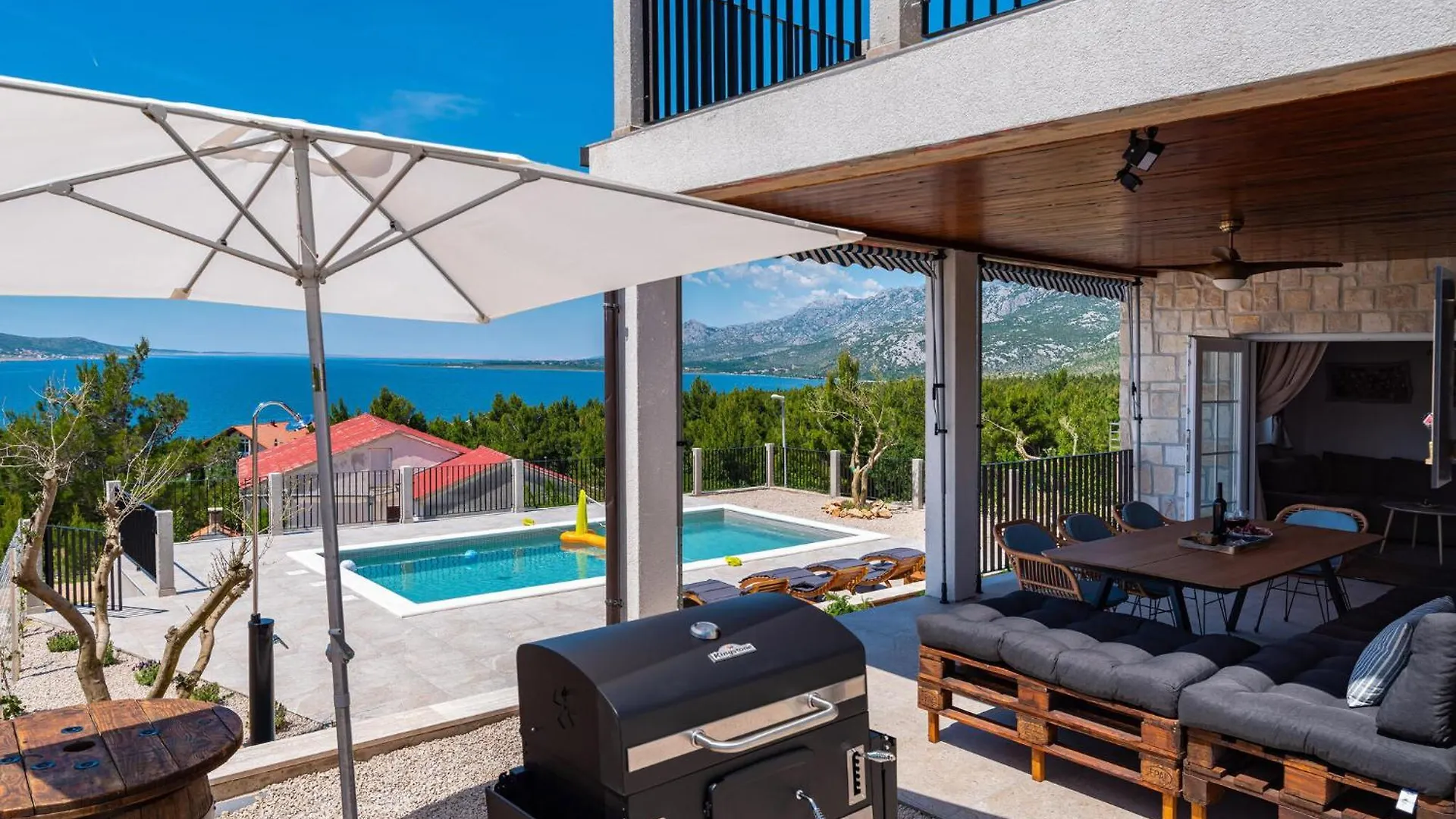 Gorgeous Home In Rovanjska With House Sea View 0*,