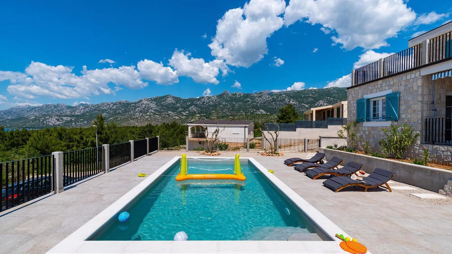 Gorgeous Home In Rovanjska With House Sea View Croazia